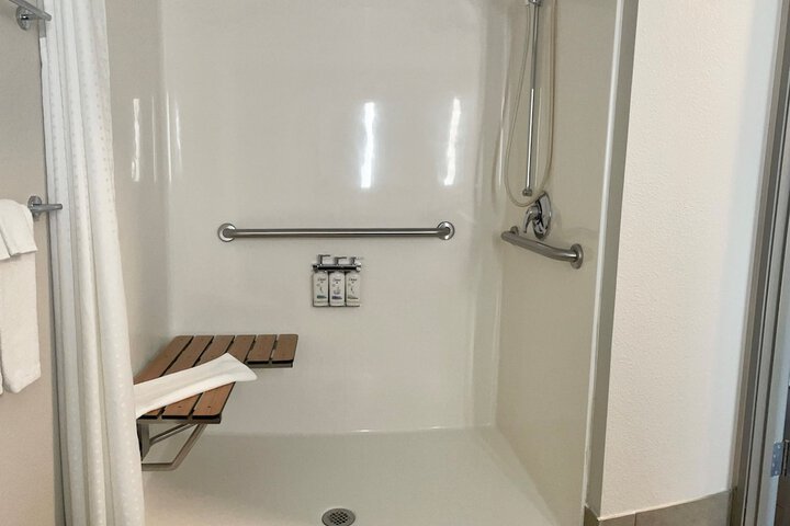 Room 84 of 145