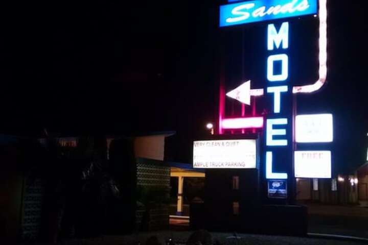 Hotel 4 of 19