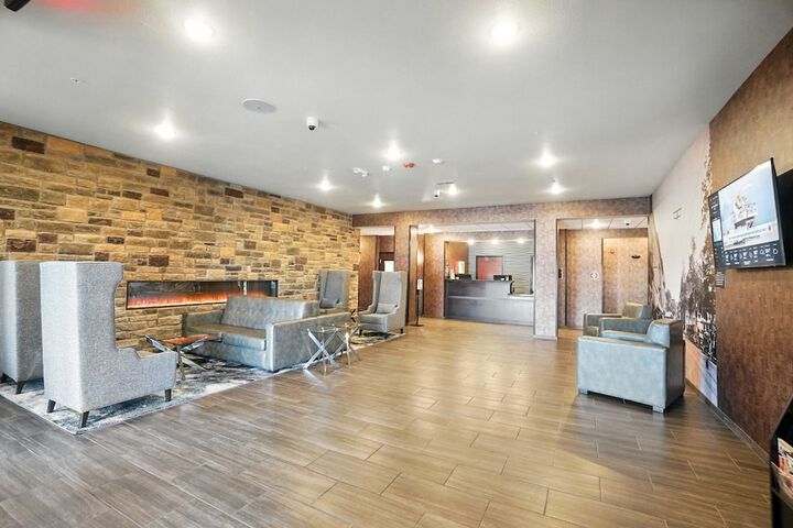Cobblestone Hotel & Suites-Bellefontaine