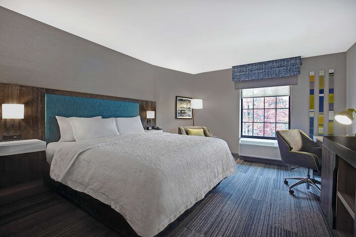 Room 18 of 37