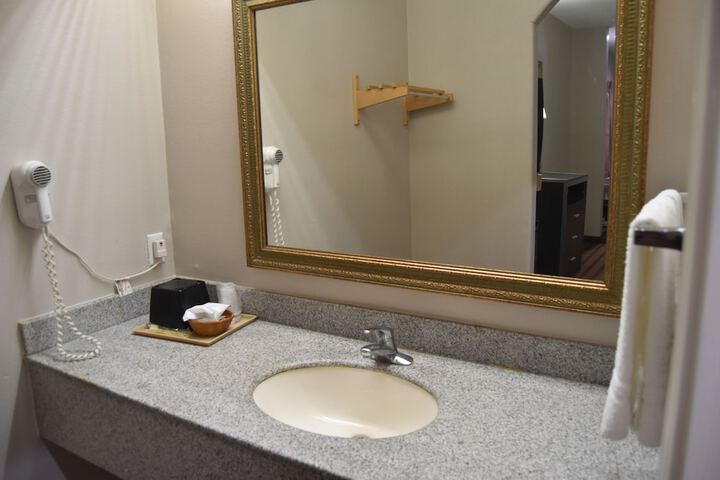 Room 18 of 30