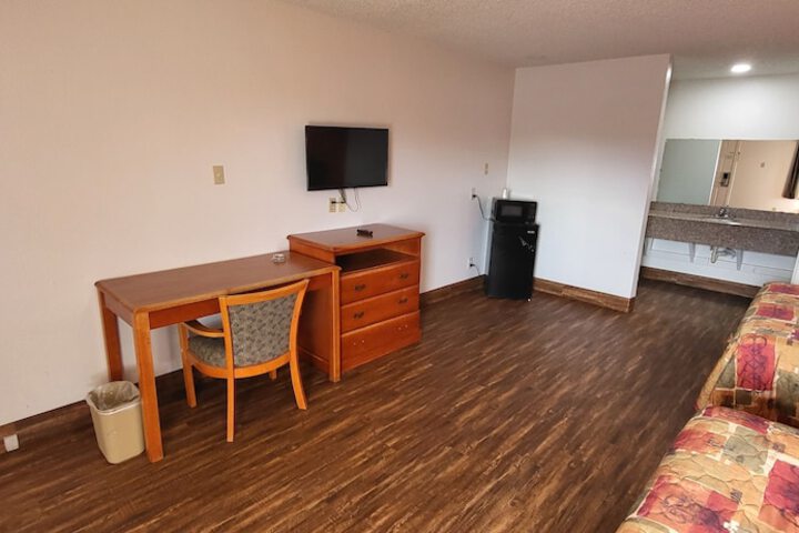 Room 13 of 29