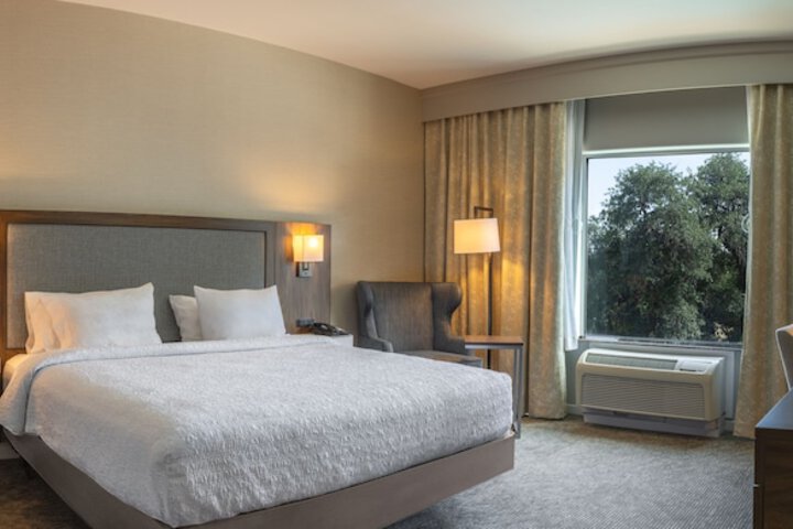 Hampton Inn & Suites Boerne