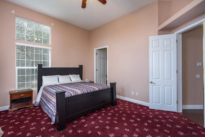 Room 42 of 89