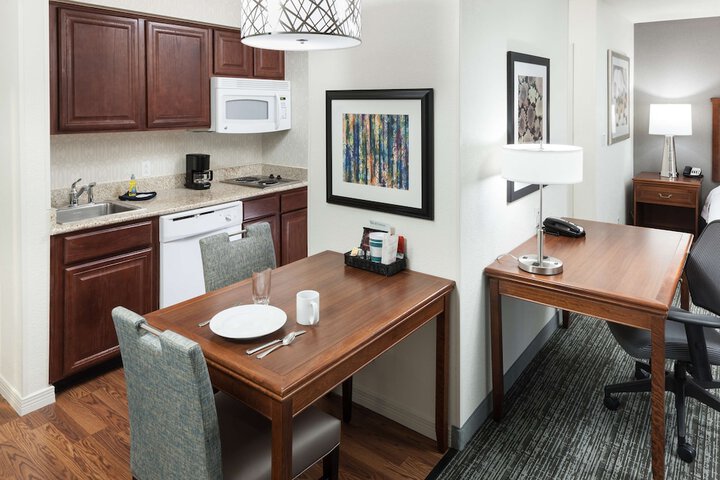 Homewood Suites by Hilton El Paso Airport