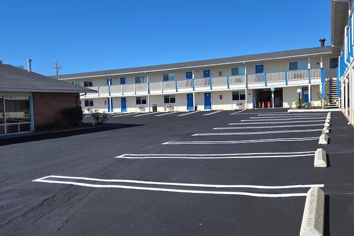 Coast Riders Inn