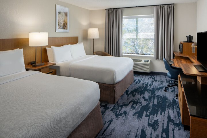 Fairfield Inn & Suites by Marriott Ft. Myers / Cape Coral