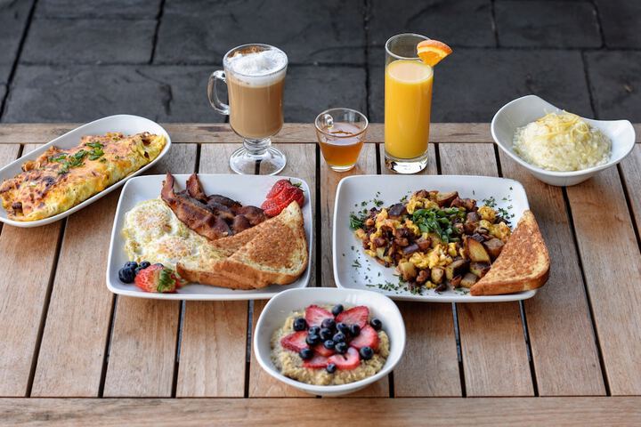 Breakfast/Coffee Service 41 of 52