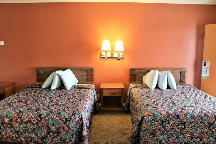 Four Corners motel