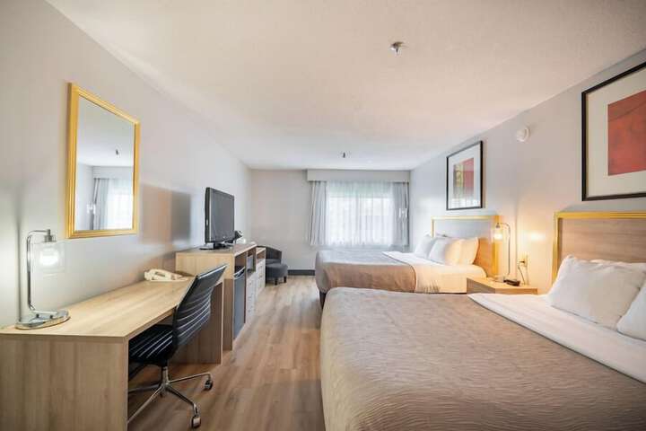 Room 34 of 46