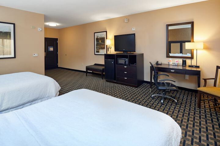 Hampton Inn & Suites Longview North