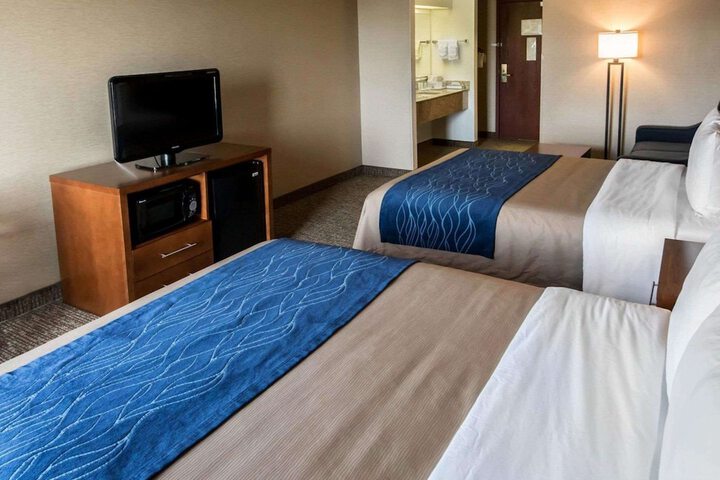 Comfort Inn Crystal Lake - Algonquin