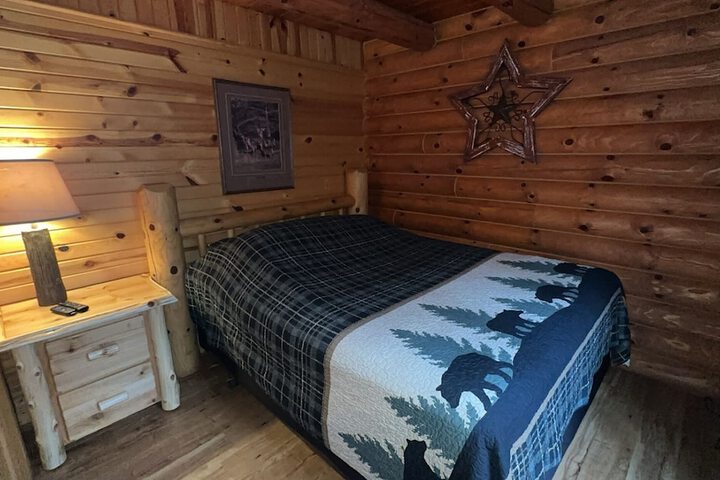 Room 62 of 374