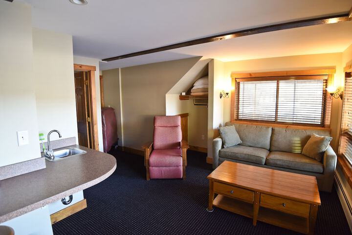 Timber Inn Motel