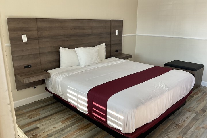 Room 20 of 36