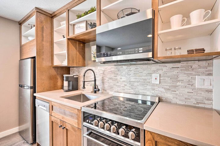 Short Drive to State Parks: Herber City Apt