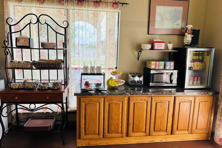 Breakfast/Coffee Service 53 of 63