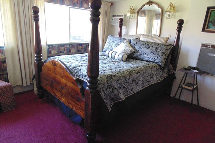 Room 46 of 71