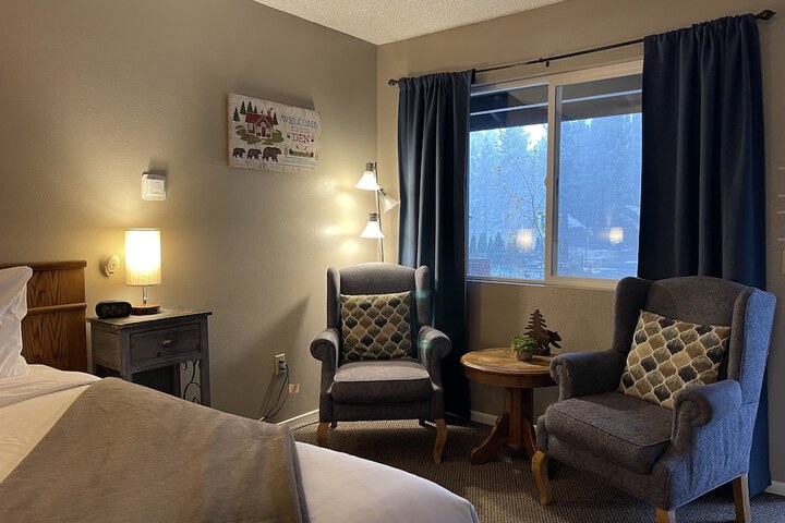Room 50 of 68