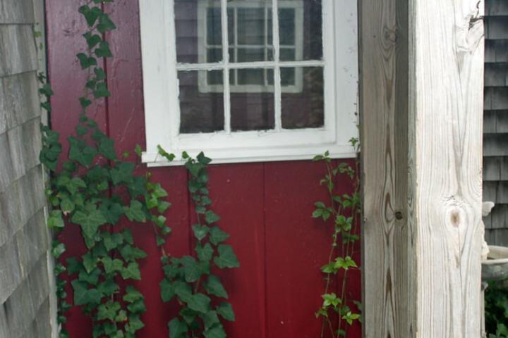 Property Grounds 60 of 60