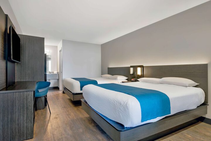 Room 19 of 27