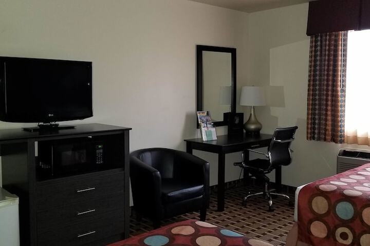 Room 30 of 59