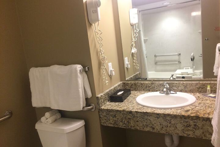 Room 20 of 42