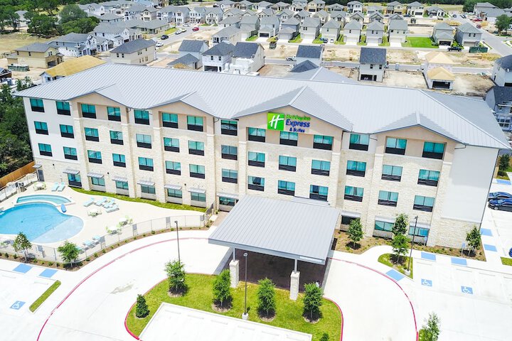 Holiday Inn Express & Suites-Dripping Springs - Austin Area by IHG