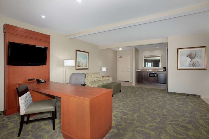Room 26 of 80