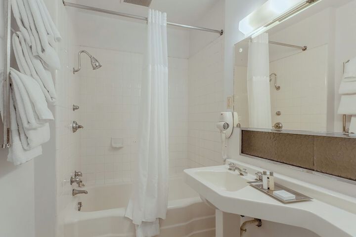Arlington Resort Hotel and Spa