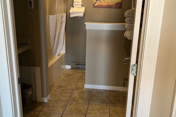 Room 17 of 26