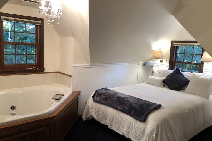 Room 28 of 60