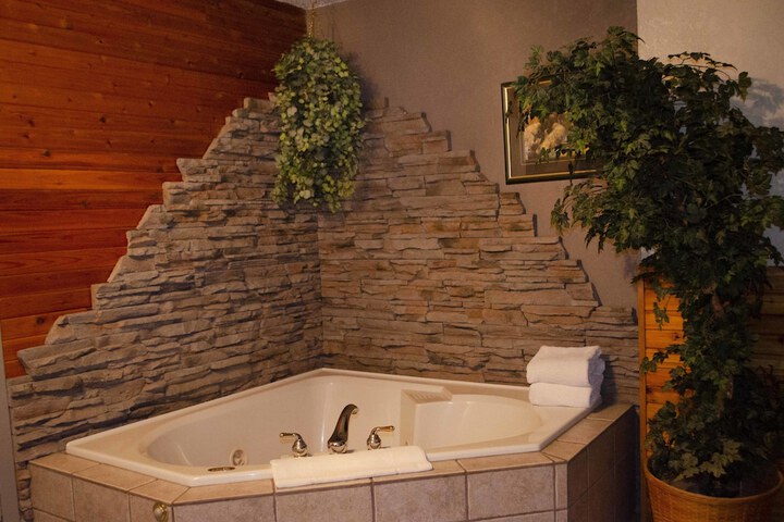 Crandell Mountain Lodge