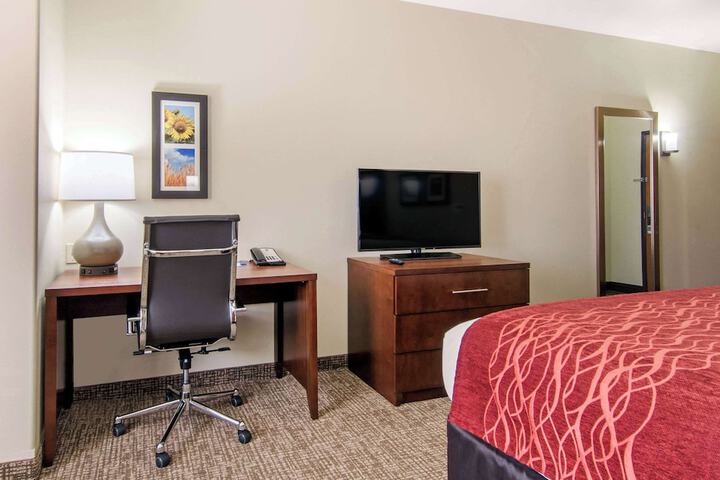 Room 16 of 34