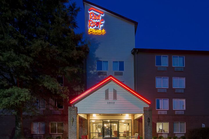 Hotel 4 of 33
