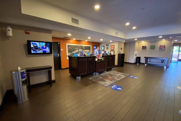 Hotel 1 of 59
