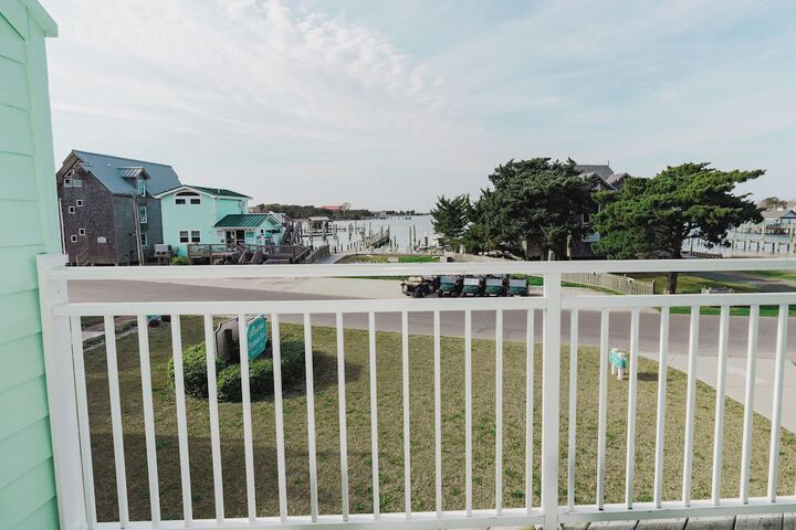 Ocracoke Harbor Inn