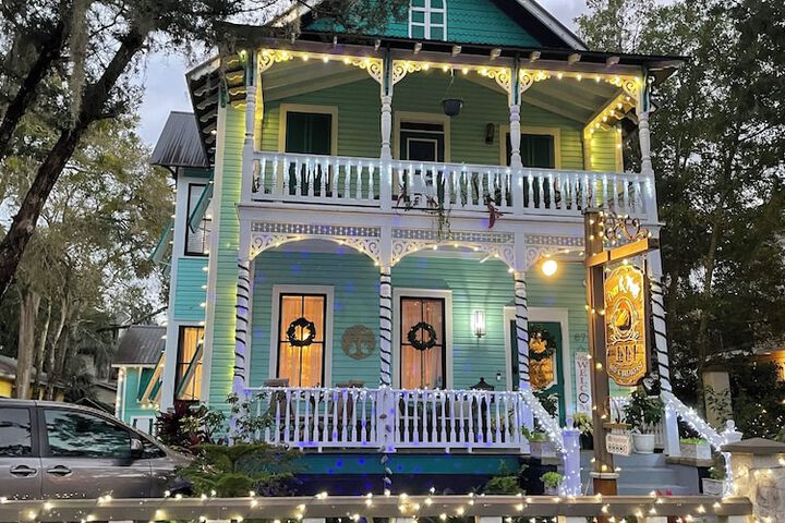 Peace & Plenty Inn Bed & Breakfast