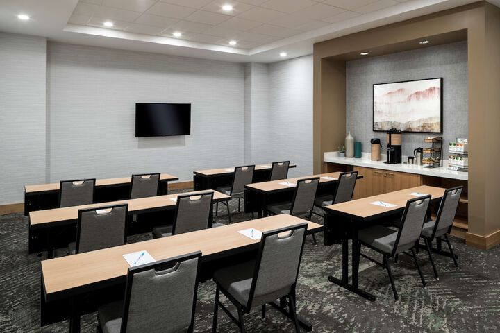 Hyatt House Tempe / Phoenix/University