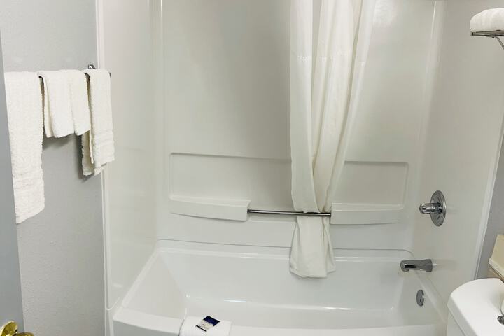 Americas Best Value Inn & Suites Albemarle