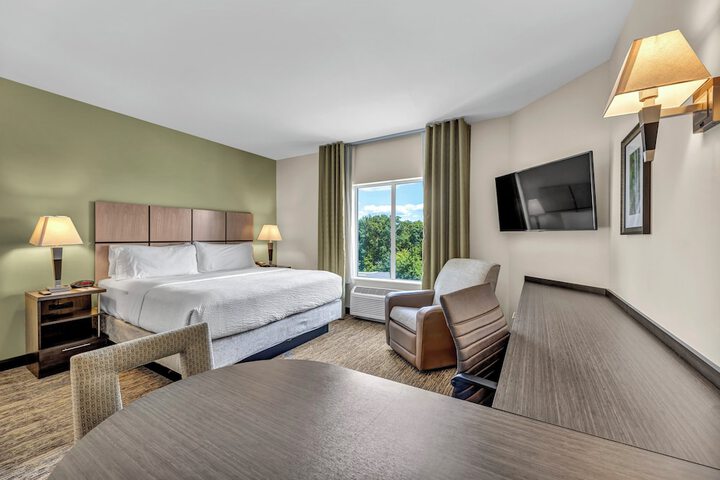 Room 46 of 61
