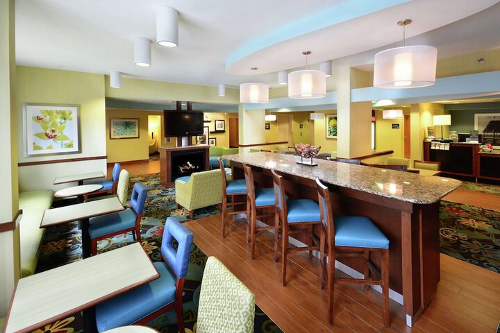 Hotel Interior 6 of 33