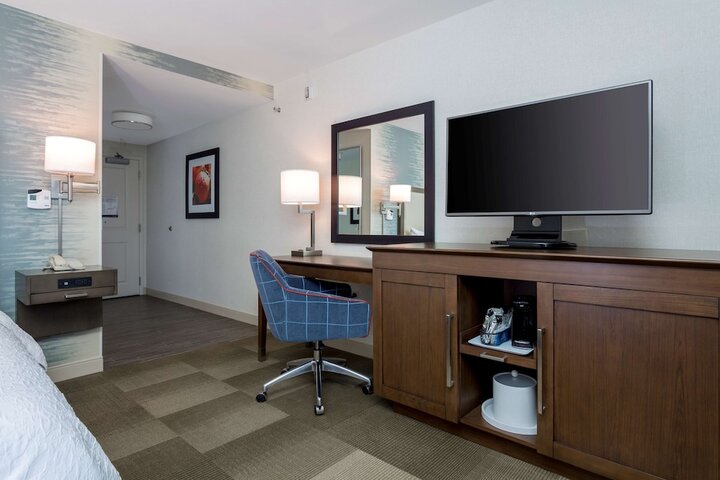 Room 26 of 37