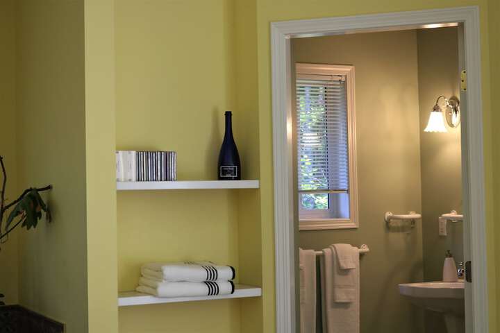 Room 46 of 63