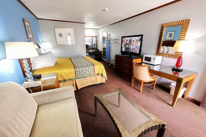 Room 35 of 52