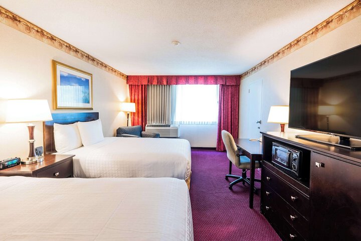 Room 52 of 113