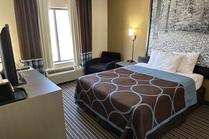 Room 35 of 35