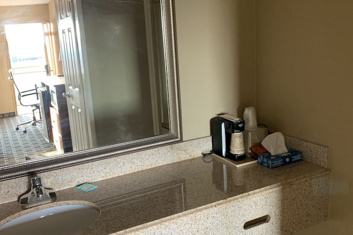 Room 8 of 30