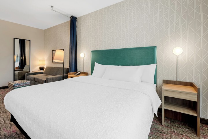 Home2 Suites by Hilton Sneads Ferry North Topsail Beach