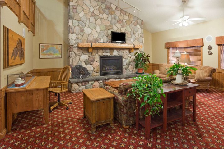 Hotel Interior 7 of 20